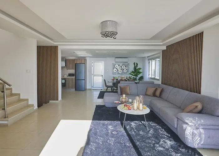 Sunrise 9 * Ayia Napa