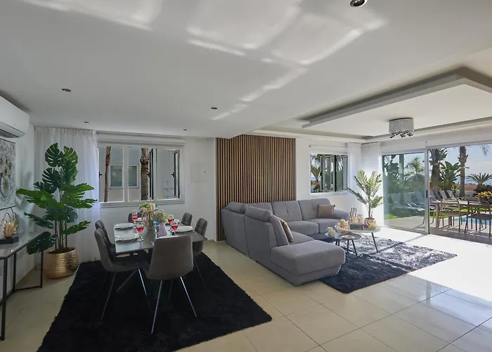 Sunrise 9 Villa Ayia Napa