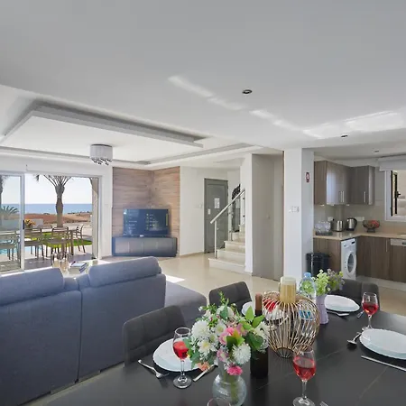 Sunrise 9 Villa